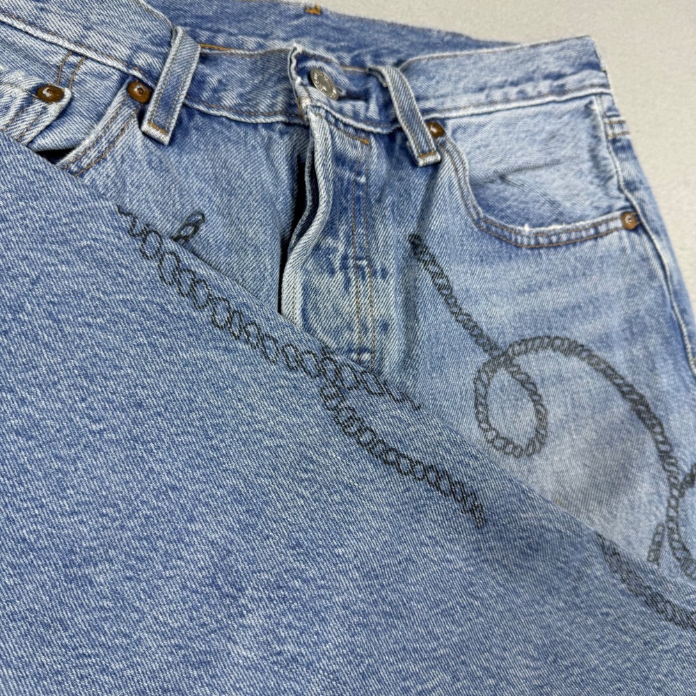Levis 501 Light Wash Lasso Rope Embroidered Distressed Straight Leg Jeans 26x28 - Picture 1 of 11